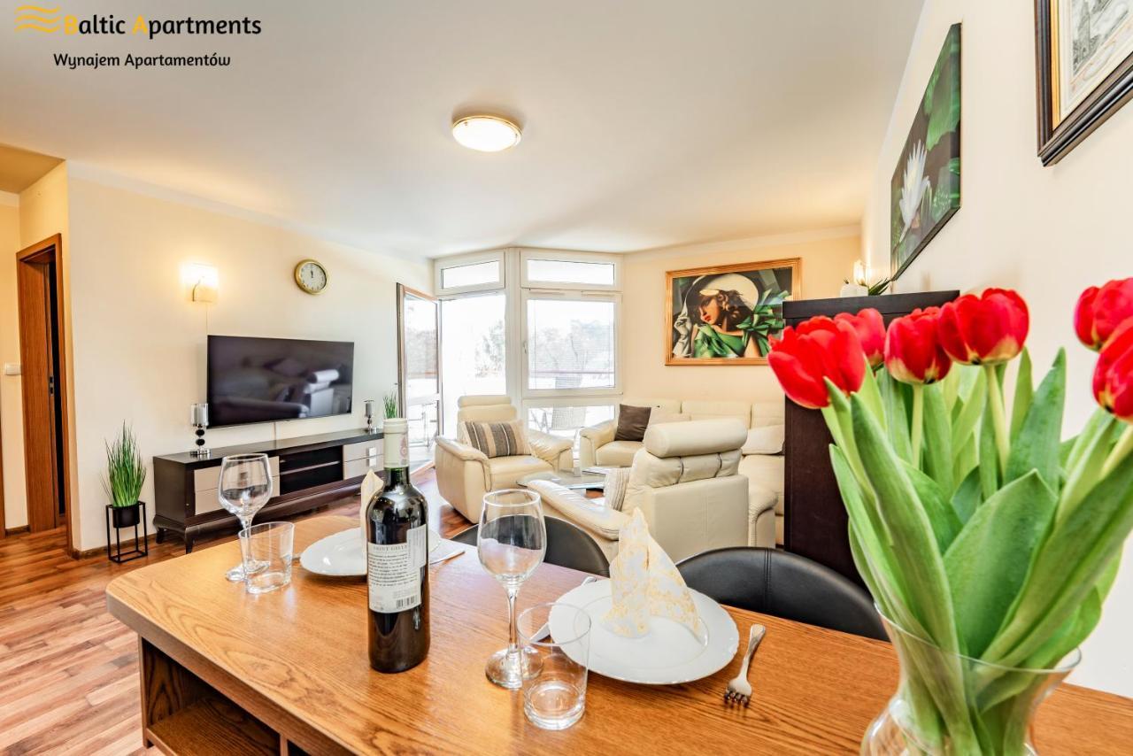 Baltic Apartments - Villa Mistral Свиноуйсьце Экстерьер фото